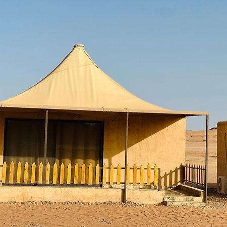 Rum Four Mountain Luxury Camp Wadi Rum Bagian luar foto