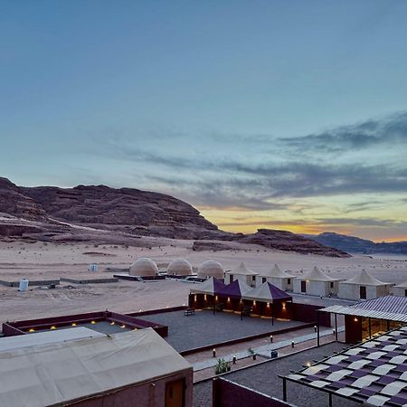 Rum Four Mountain Luxury Camp Wadi Rum Bagian luar foto